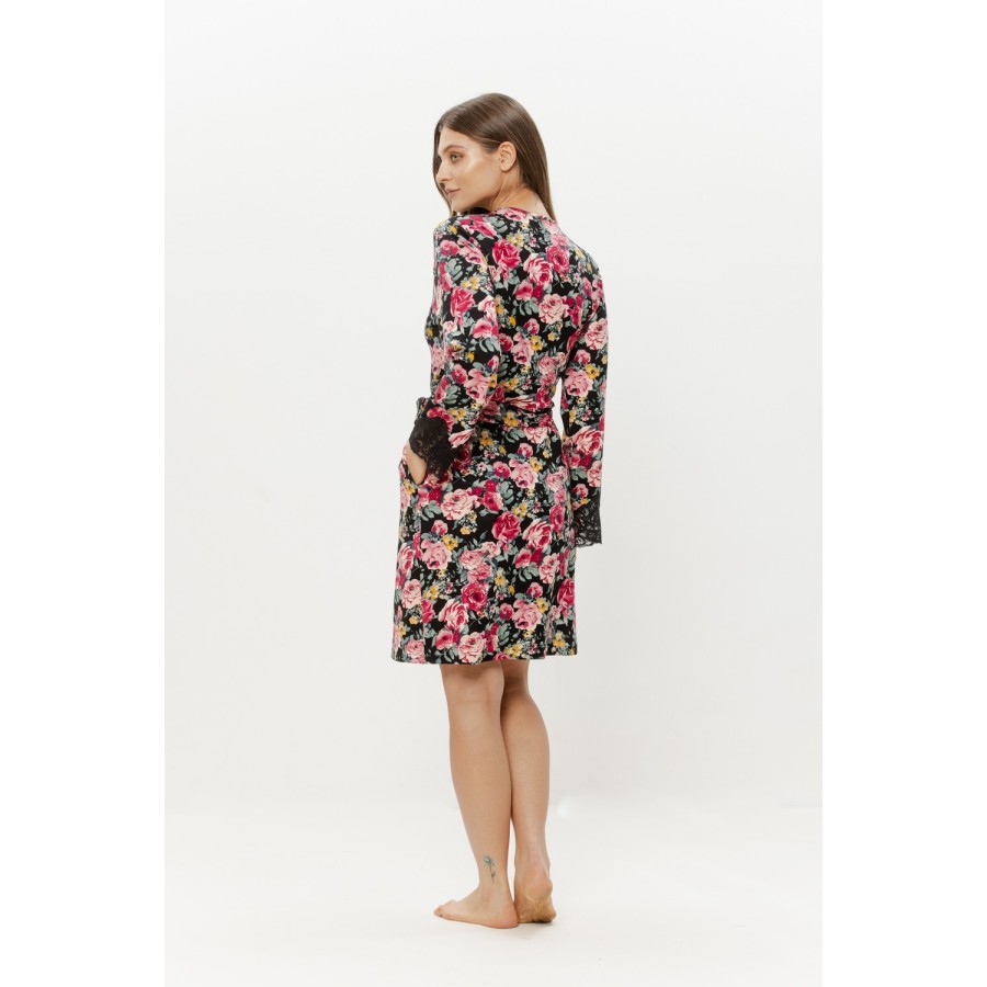 Kimono mit Bindegürtel und Spitzenbesatz an den Ärmeln