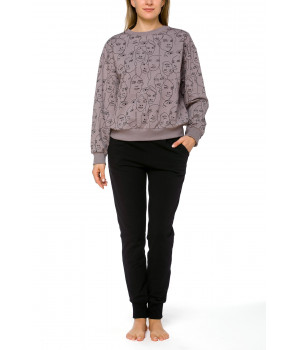 Comfy, round neck sweatshirt, plain or with a choice of motifs