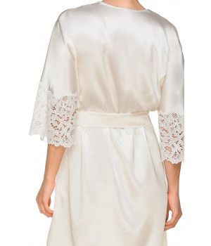 Déshabillé en satin arrivant mi-cuisse, broderie romantique sur les manches ¾ - Coemi-lingerie