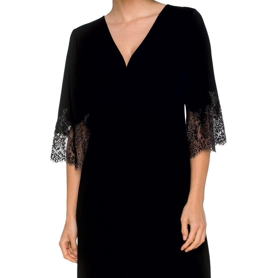 Chemise de nuit fluide et seyante grâce au micromodal, joli décolleté et manches ¾ - Coemi-lingerie