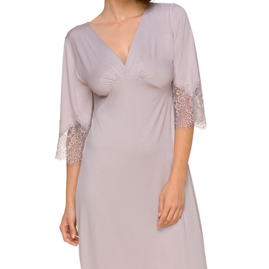Flowing and fitted micromodal nightdress with a pretty V-neck and three-quarter-length sleeves - Coemi-lingerie