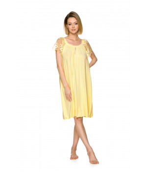 Loose-fitting, flared nightdress/lounge robe in a soft shade of yellow with short sleeves in lace