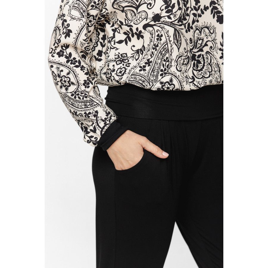 Ensemble d'intérieur composé d'un haut sweet shirt en viscose et d'un pantalon uni noir en micromodal - XS au XXL