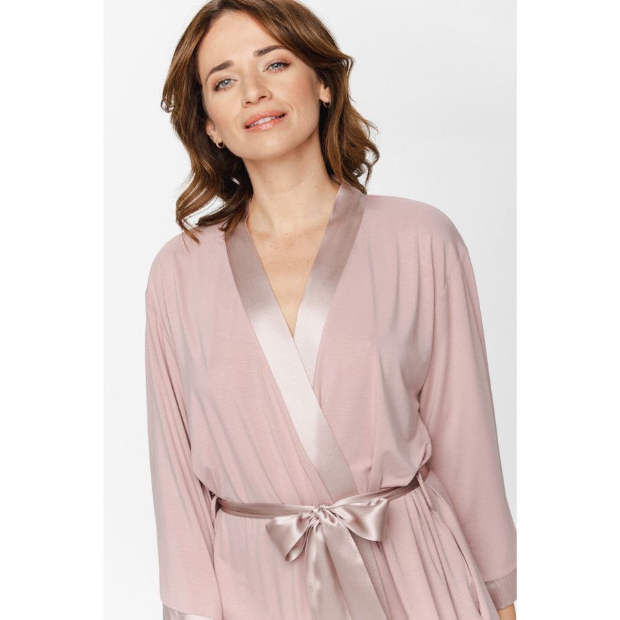 Halblanger Kimono aus Micromodal mit Kragen, Bündchen und Taillengürtel aus Satin - XS/S to XL/XXL