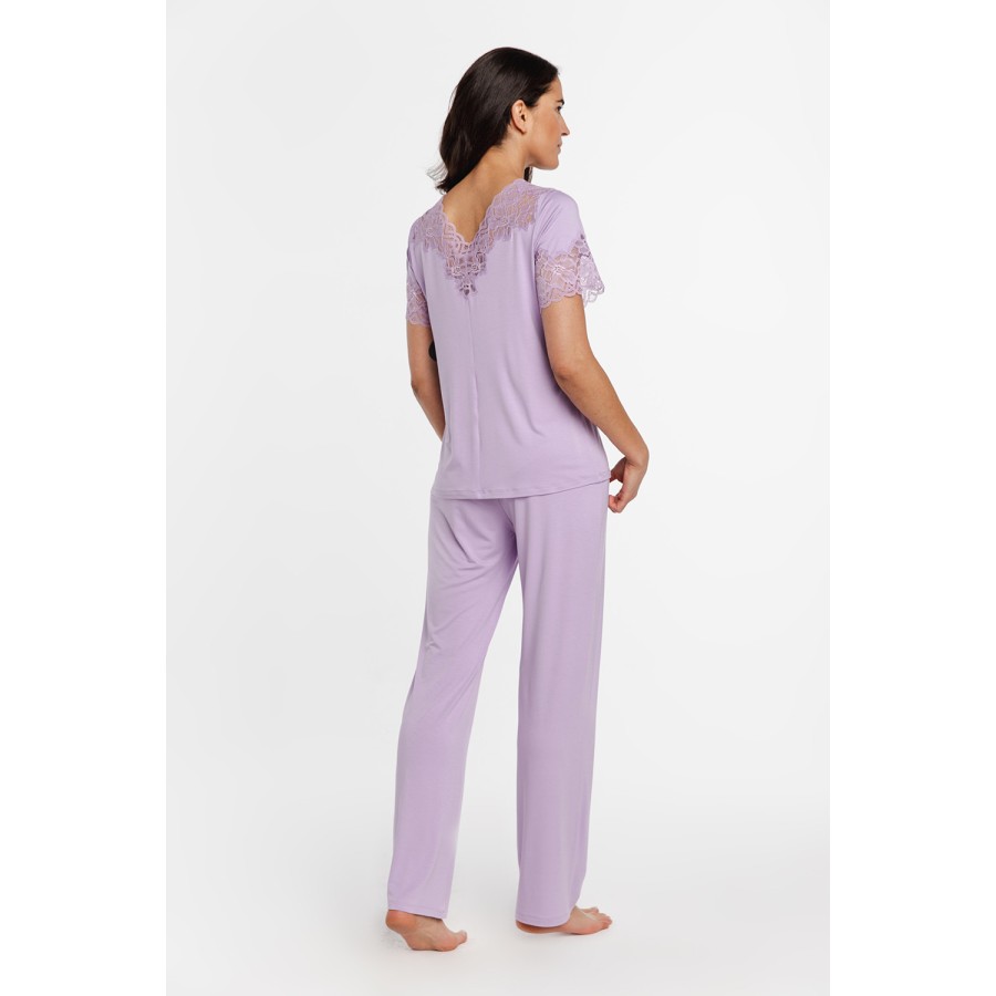 Pijama set mujer violeta detalle