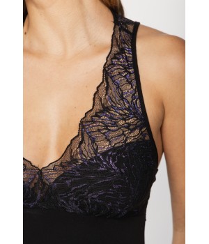 Gorgeous micromodal and elastane negligee with lace on the bust and back