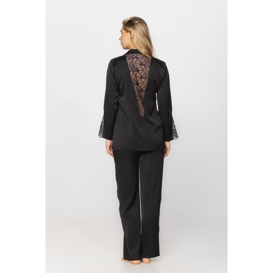 Elegant ensemble pyjama en viscose satin et dentelle, haut style chemise et pantalon fluide et droit