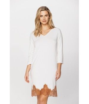 Chemise de nuit style tunique en micromodal, manches ¾, jeu de lacets et dentelle