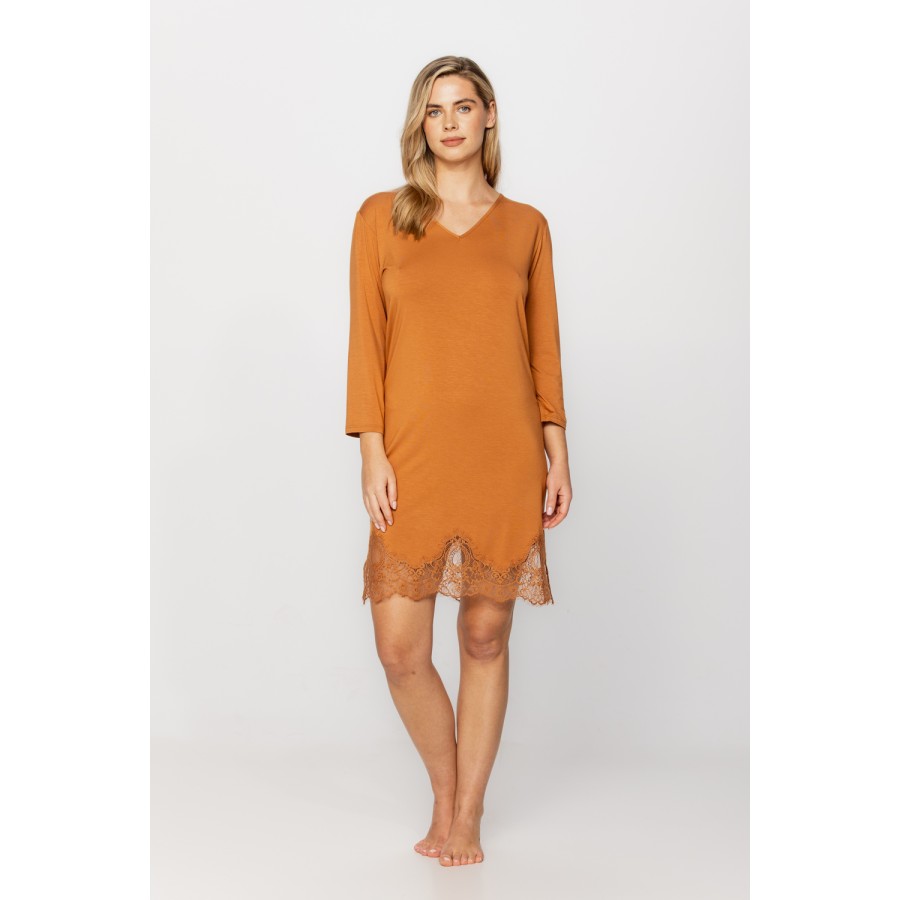 Micromodal tunic-style nightdress with three-quarter-length sleeves, criss-cross straps at the back and lace