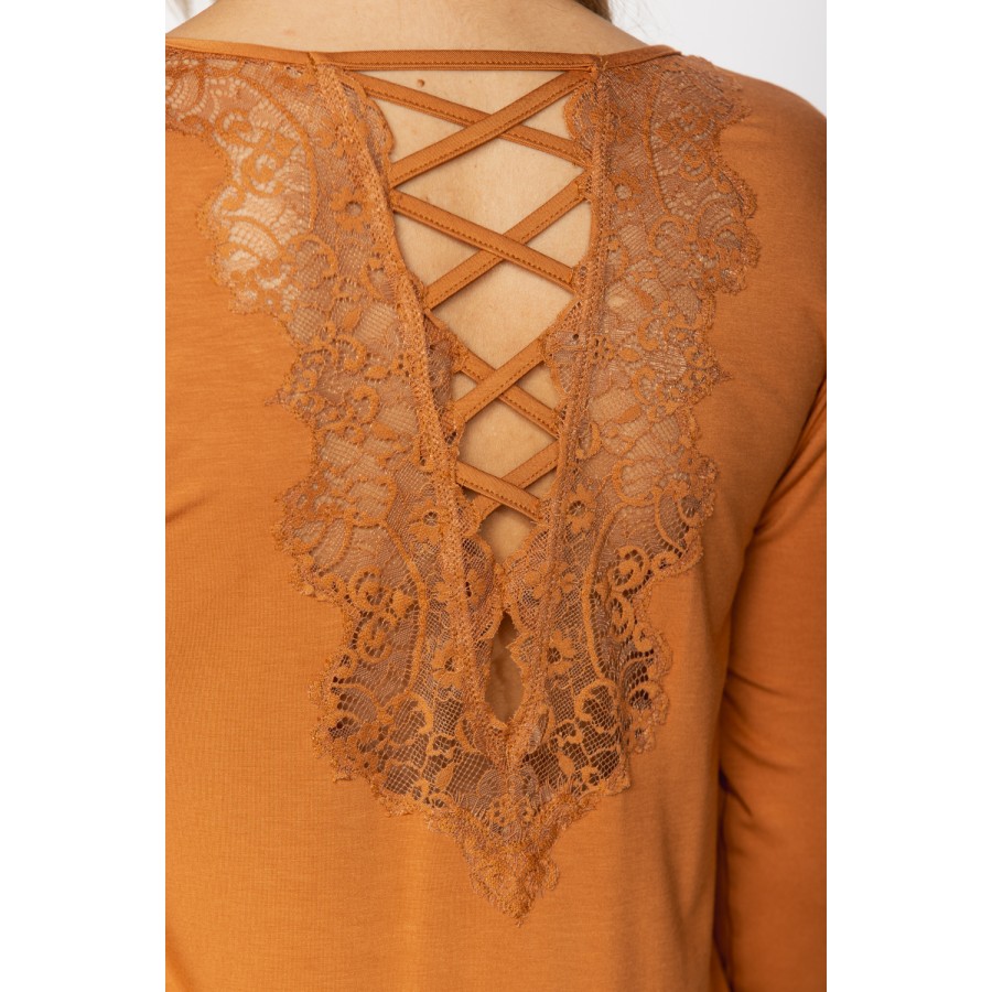 Micromodal tunic-style nightdress with three-quarter-length sleeves, criss-cross straps at the back and lace