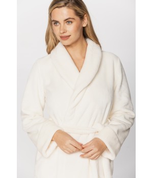 Gorgeous little velvet bathrobe with matching lace and shawl collar