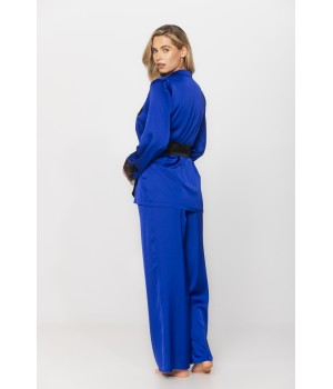 Pyjamas in microfibre satin fabric, kimono-style top and loose-fitting bottoms in bright colours