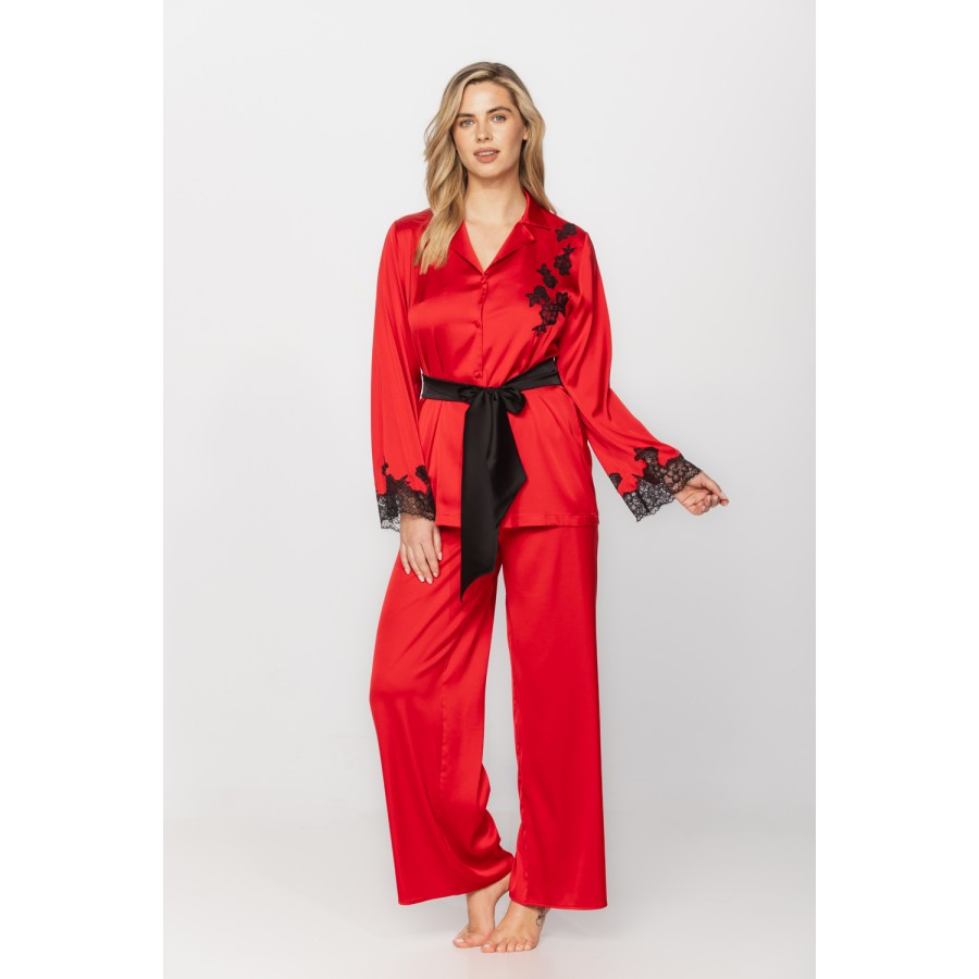 Pyjamas in microfibre satin fabric, kimono-style top and loose-fitting bottoms in bright colours