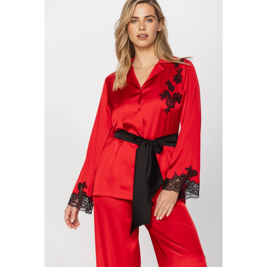 Pyjamas in microfibre satin fabric, kimono-style top and loose-fitting bottoms in bright colours