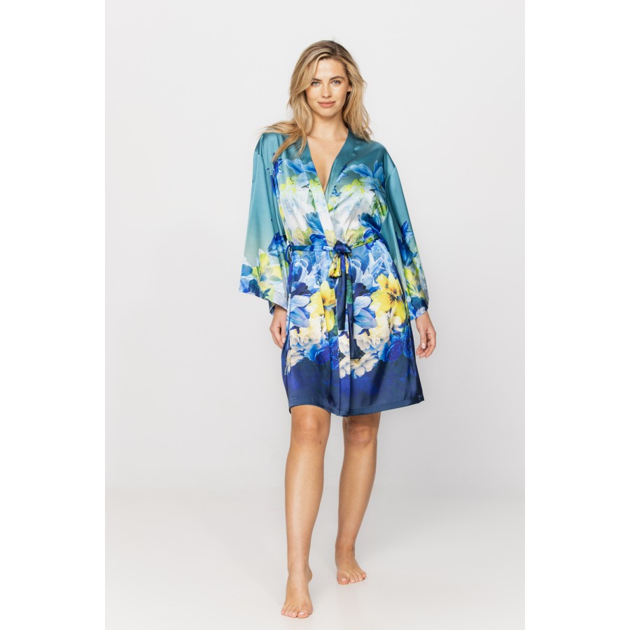 Elegant knee-length satin dressing gown with a floral print in shades of blue and yellow