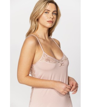 This negligee in delicate micromodal fabric is both pretty and sexy with lace enhancing the back