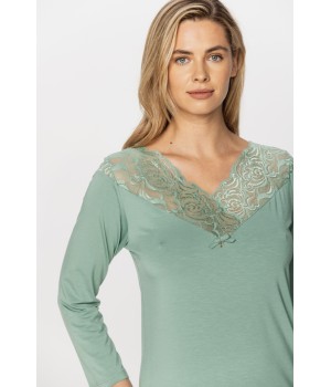 Tunic-style, knee-length nightdress in micromodal and lace