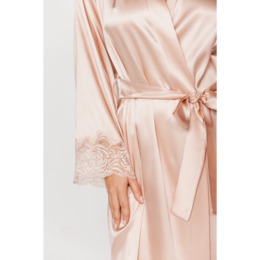 Gorgeous, little long-sleeved dressing gown in silk and lace