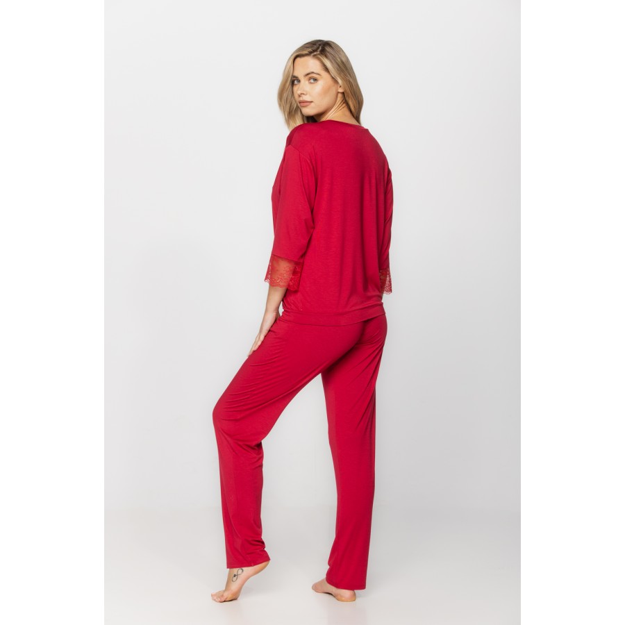 Ensemble pyjama en micromodal rouge tee-shirt manches ¾ et dentelle pantalon droit