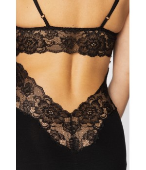 Very sexy negligee in black lace and micromodal with a sublime back