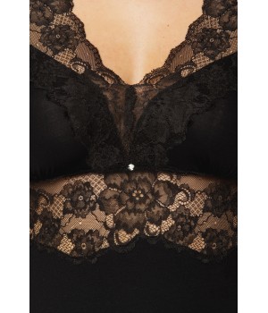 Longue chemise de nuit très glamour en micromodal et dentelle noire, manches courtes