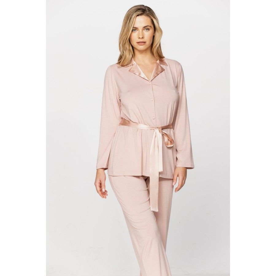 Elegant micromodal pyjamas with silk collar and tie belt