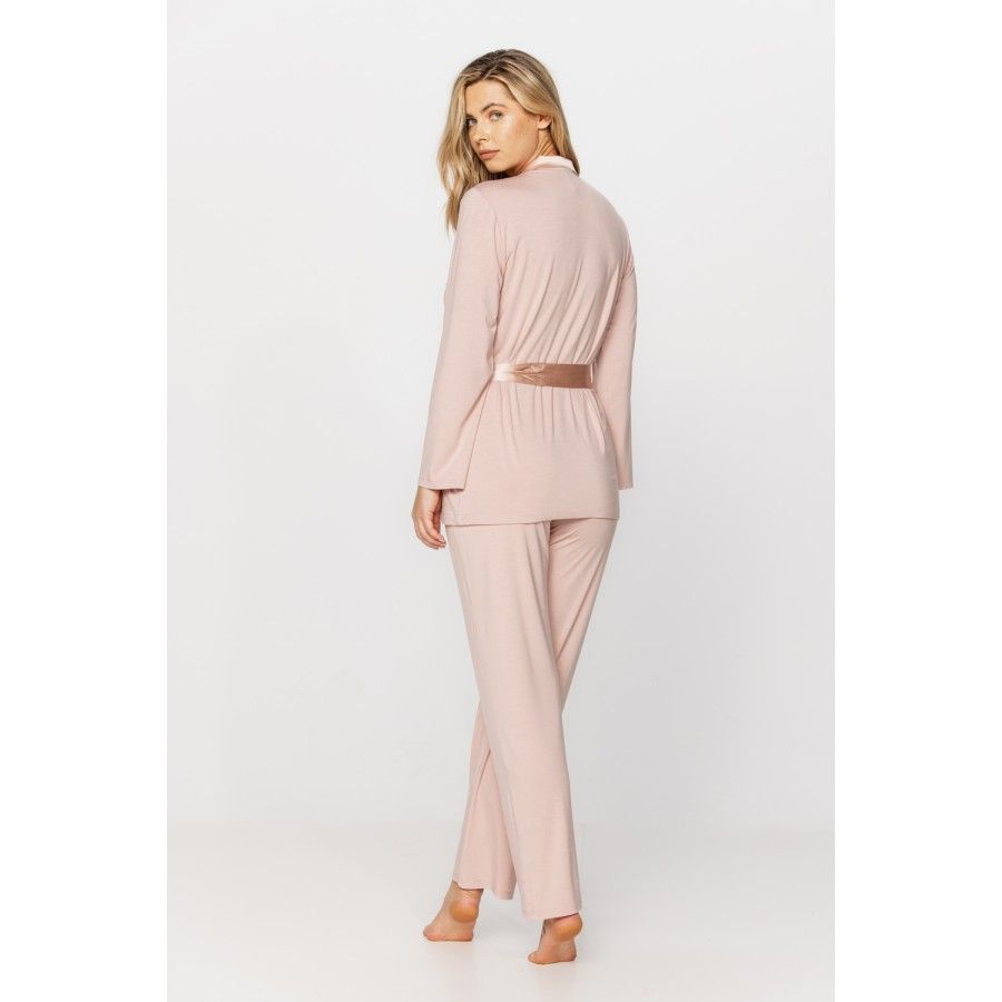 Elegant ensemble pyjama en micromodal, col et ceinture en soie