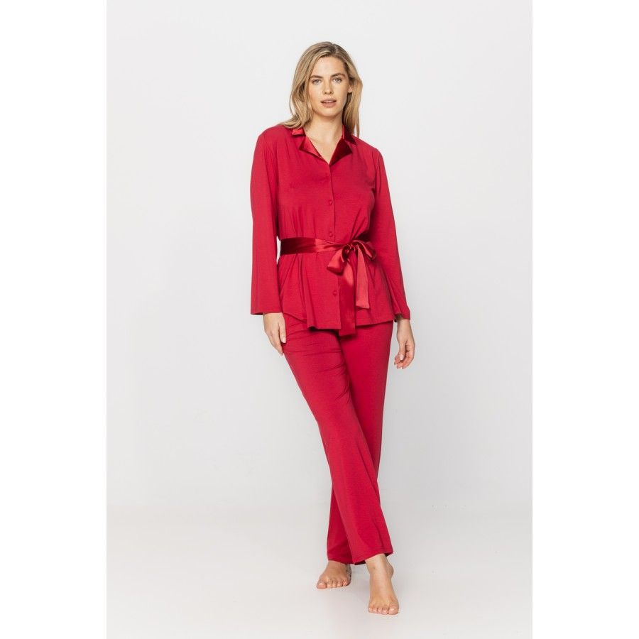 Elegant ensemble pyjama en micromodal, col et ceinture en soie