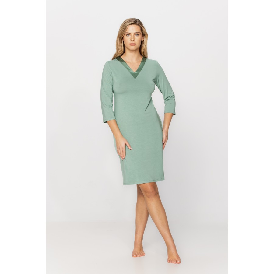 Elegant tunic-style nightshirt with V-neckline adorned with silk