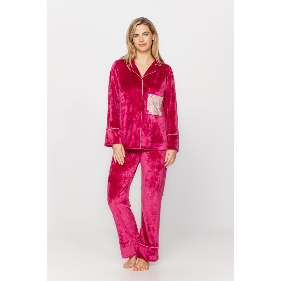 Loungewear outfit/pyjamas in velvet and lace, nightshirt-style top and bottoms