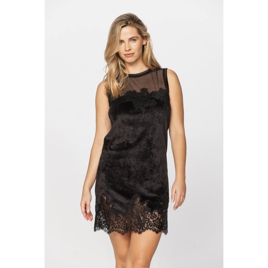 Sleeveless negligee with round neck in velvet, tulle and lace