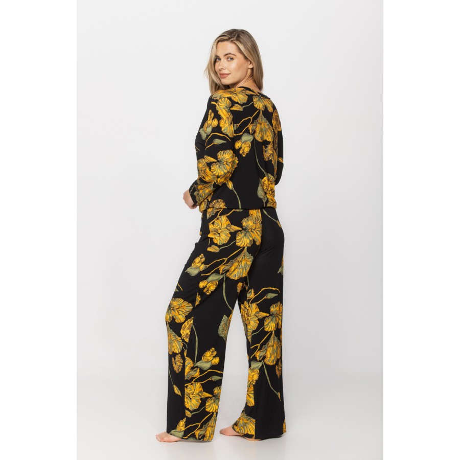 Ensemble d'intérieur / pyjama en micromdal sweat et pantalon ample imprimé ginkgo sur fond noir