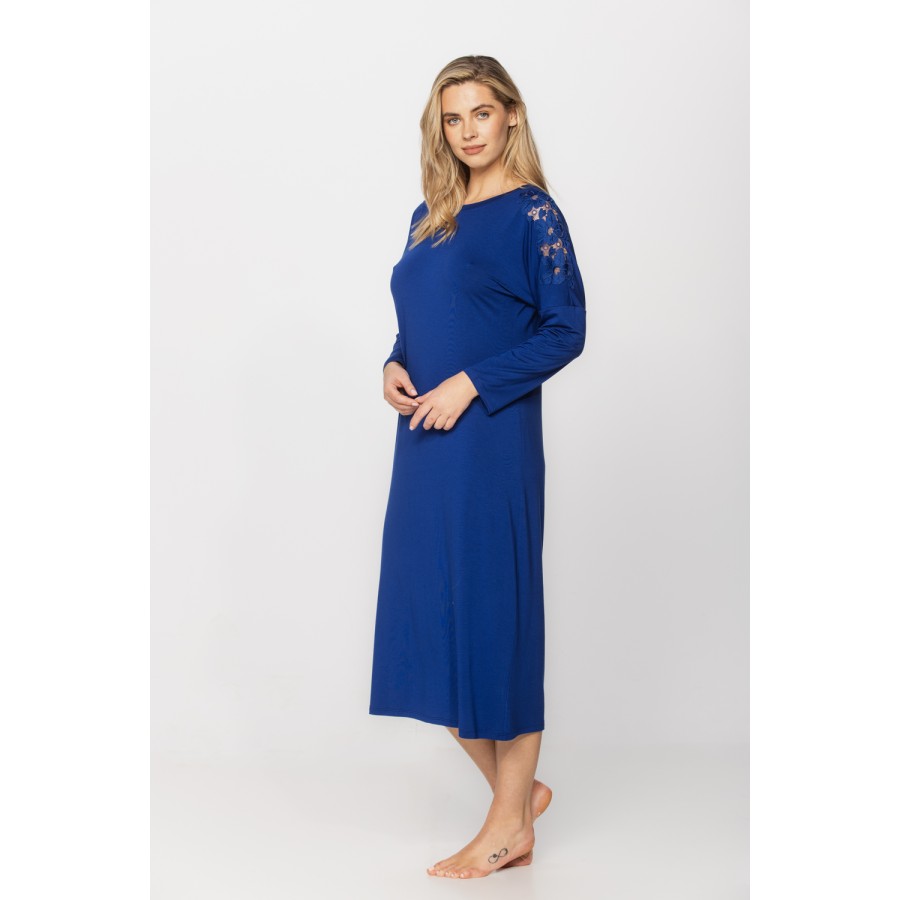 Long and loose-fitting, long-sleeved micromodal nightdress in a shade of blue cobalt