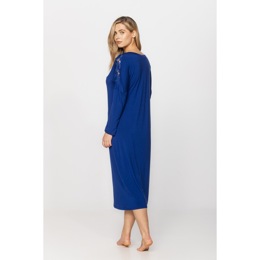 Long and loose-fitting, long-sleeved micromodal nightdress in a shade of blue cobalt