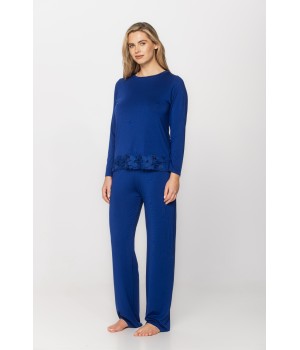 Ensemble pyjama en micromodal et dentelle bleu cobalt, haut tee-shirt long, pantalon droit