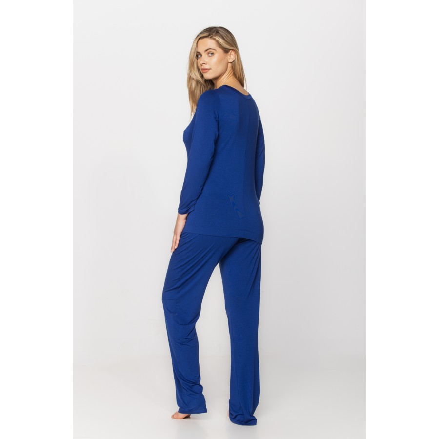 Ensemble pyjama en micromodal et dentelle bleu cobalt, haut tee-shirt long, pantalon droit