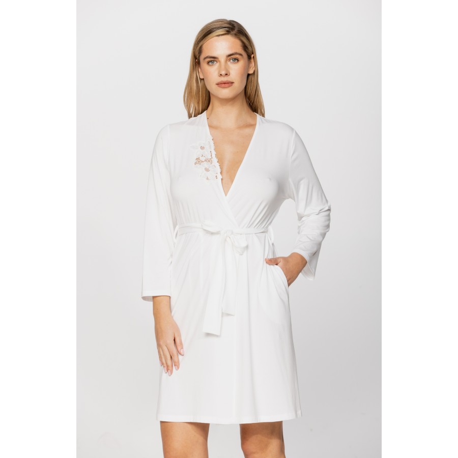 Elegant little micromodal dressing gown with long sleeves and lace at the neckline