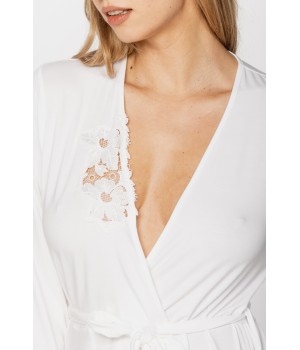 Elegant little micromodal dressing gown with long sleeves and lace at the neckline