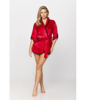 Delightfully sexy little dressing gown in soft velvet with mid-length sleeves