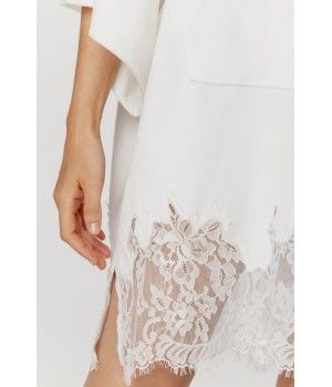 Für Damen: Poncho aus Baumwolle, Polyester und Spitze in Weiß, mit Kängurutasche und Kapuze