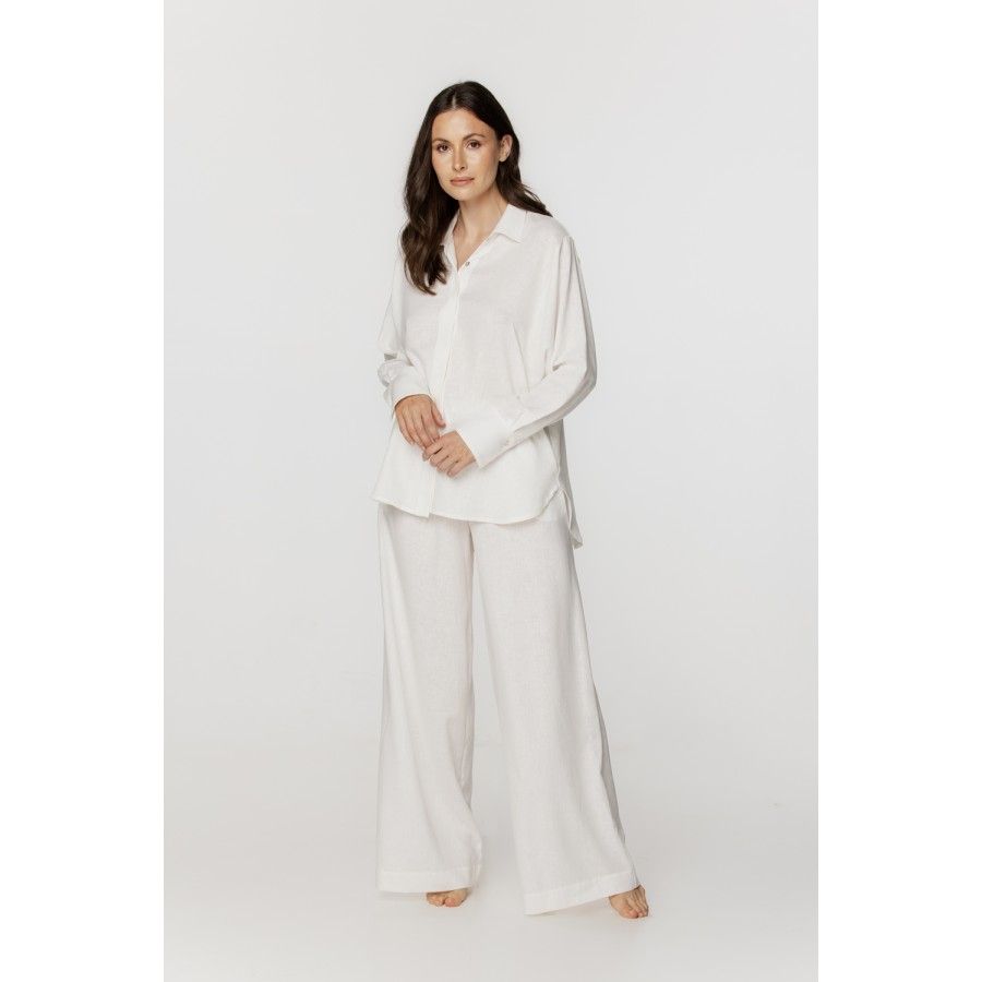 Für Damen: Weiter zweiteiliger Pyjama/Hausanzug aus Leinen und Kunstseide Für Damen: Weiter zweiteiliger Pyjama/Hausanzug aus Leinen und Kunstseide