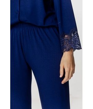 Ensemble pyjama femme en micromodal et elasthanne, encolure en soie bleu nuit