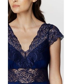 Chemise de nuit longue femme en micromodal et dentelle bleu nuit, manches courtes