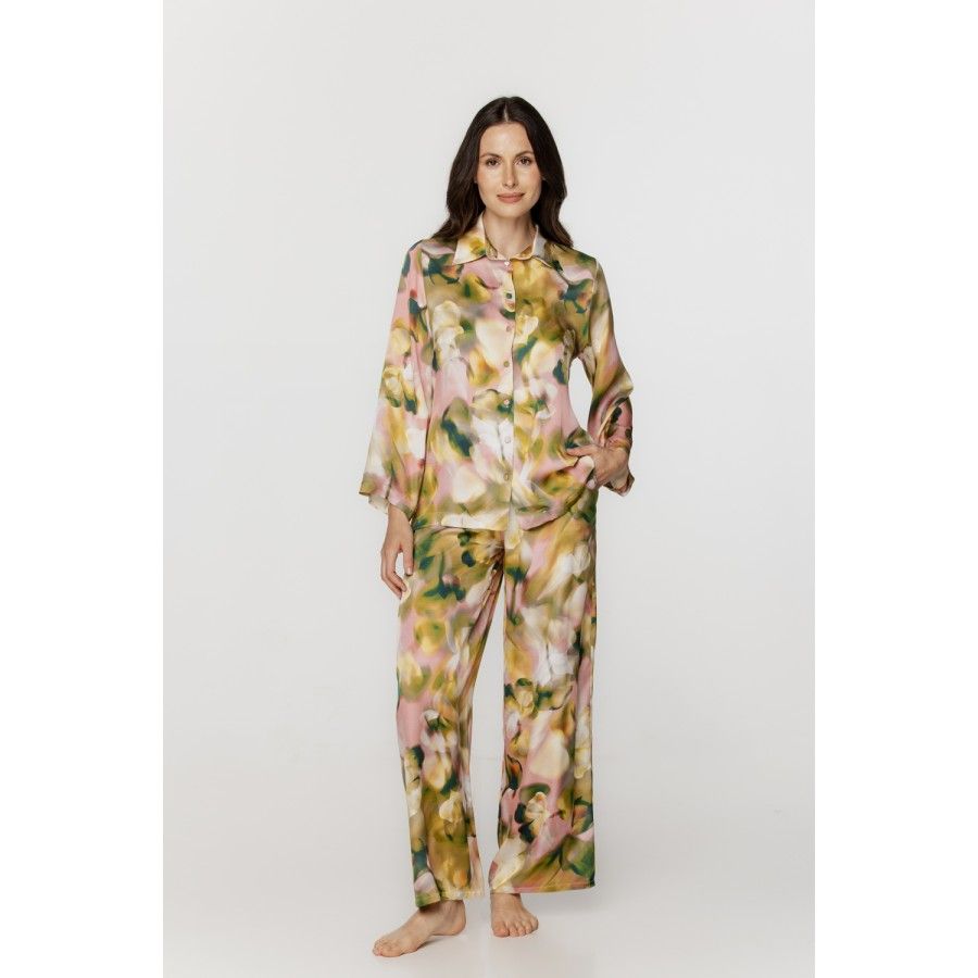 Ensemble d'intérieur / pyjama femme en viscose et soie imprimé tons de rose et kaki Pyjamas - www.coemi-lingerie.com 