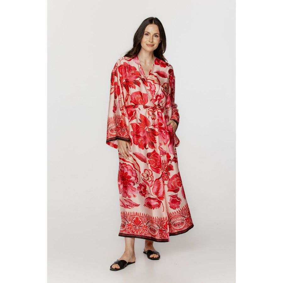 Ladies maxi dressing gown in printed viscose with shades of red, and loose-fitting long sleeves
