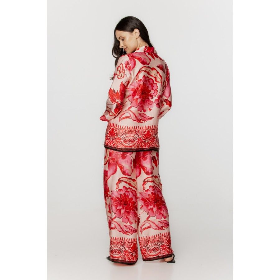 Pyjama / ensemble d'intérieur femme en viscose imprimé fleuri tons de rouge