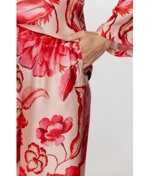 Pyjama / ensemble d'intérieur femme en viscose imprimé fleuri tons de rouge