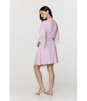 Für Damen: Kurzer Kimono aus Micromodal mit weiten ¾-Ärmeln mit Spitzenbesatz