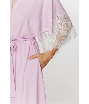 Disponible du XS au XXL
94% micromodal, 6% elasthanne
Longueur : 88 cm  (M)