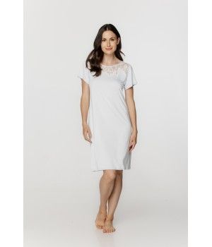 Disponible du XS au XXL
94% micromodal, 6% elasthanne
Longueur : 88 cm  (M)